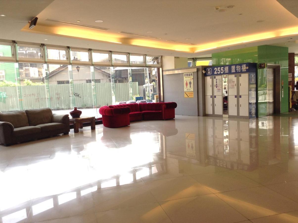 Lan Yin Tie Dao Hotel Tainan Bagian luar foto